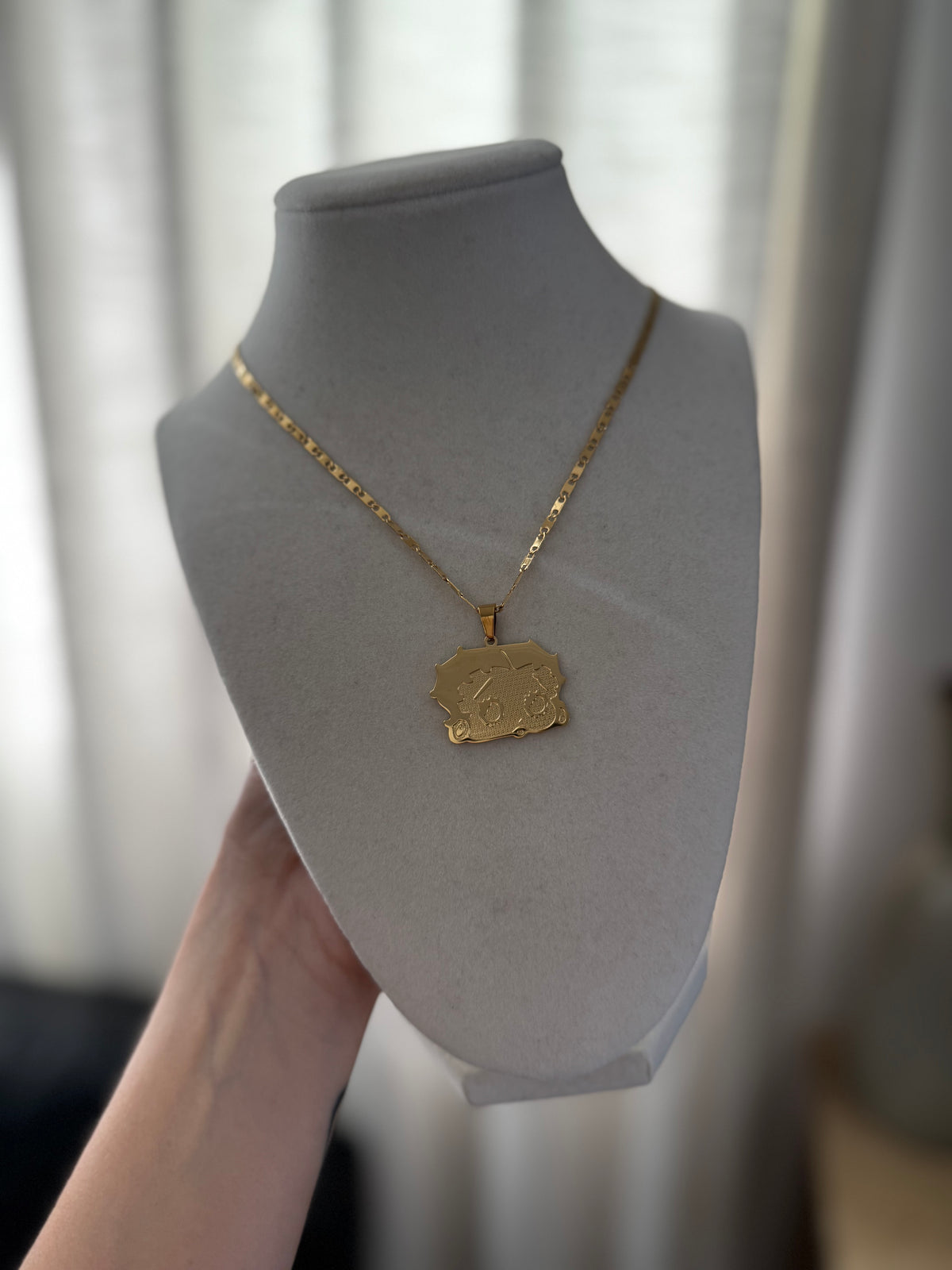 Character Necklace Sets