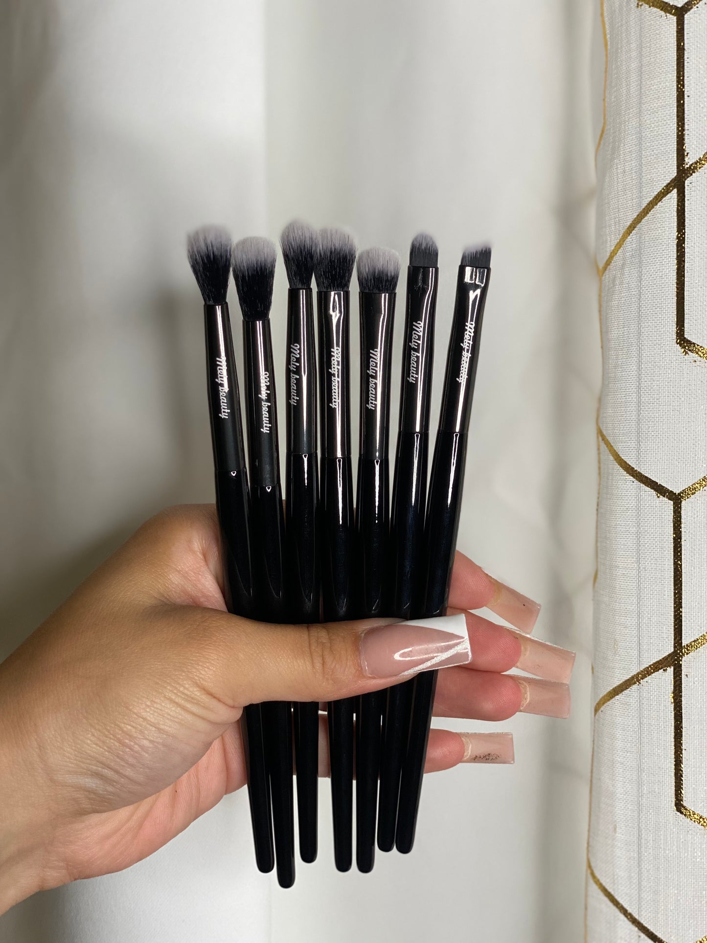 Set of 11 make up brushes